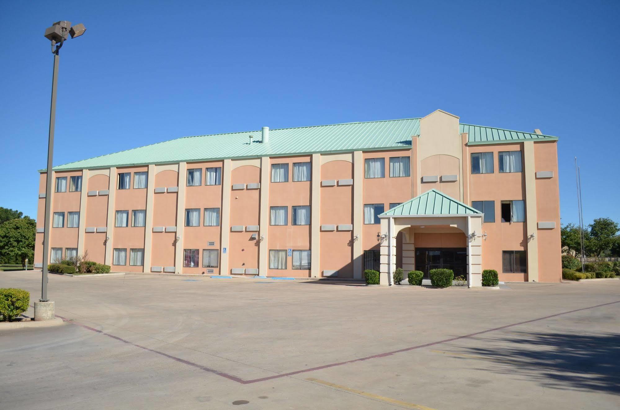 Quality Suites Abilene Exterior photo